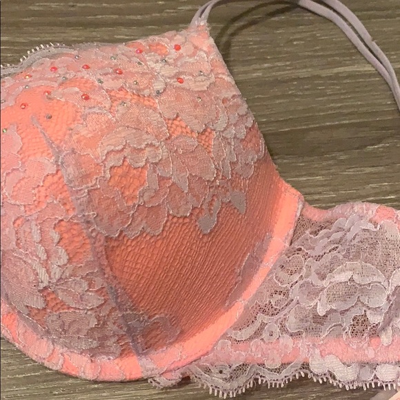 Bra - Picture 3 of 3